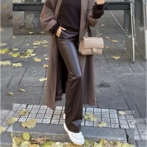 Vintage BCBGMaxAzria Lea Pants Leather Straight Chic Retro Western Brown 10 - Picture 1 of 16